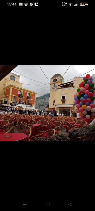 il blù Villa Capri Eksteriør bilde